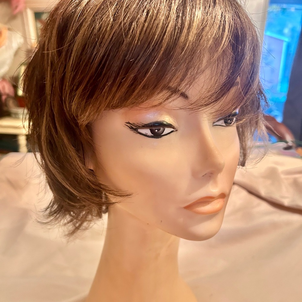 Wigs by Cheyenne Short Layered Women's Wig in Chestnut Brown